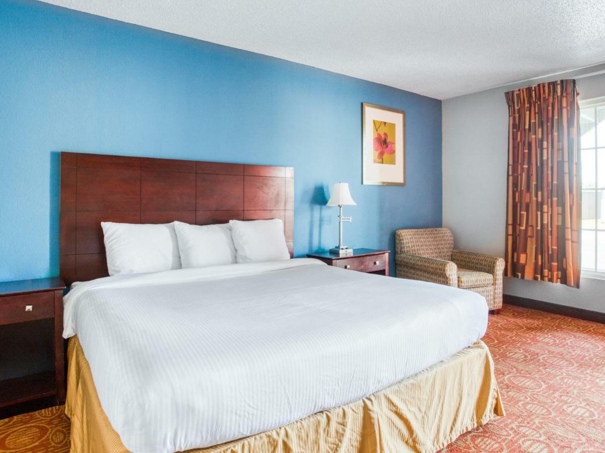 Oyo Hotel Augusta Downtown Zimmer foto